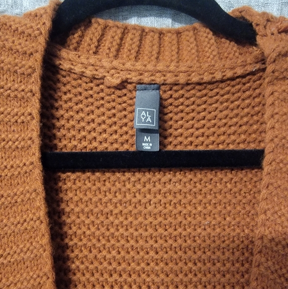 NWOT Francesca's Chunky Knit Sleeve Brown Cardigan Sweater Size M - Picture 3 of 6